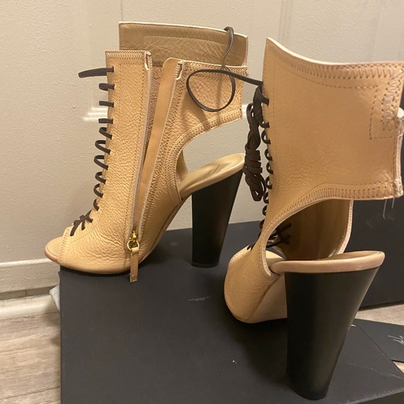 Giuseppe Zanotti High Heel booties - Picture 2 of 6